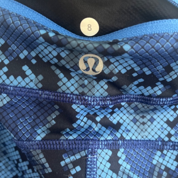 Lululemon leggings - Picture 3 of 4